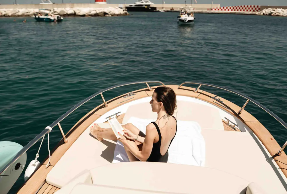 The bow deck, looking forward